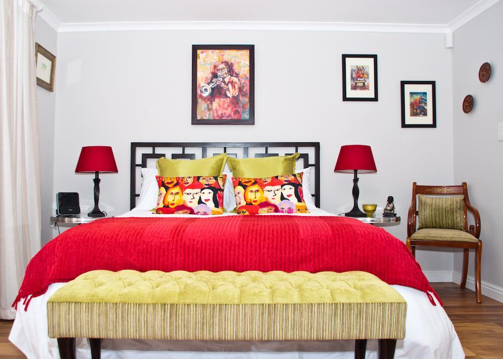 Somersby Guest House เฮาต์เบย์ ห้อง รูปภาพ